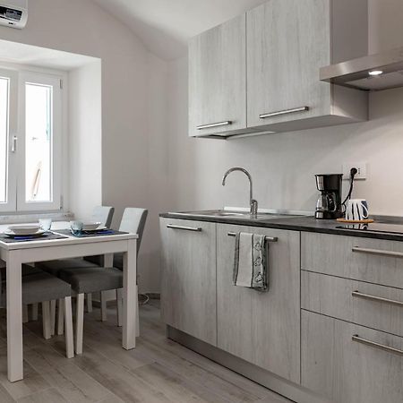H11 Piccola Perla A Un Passo Dal Mare Apartment Santo Stefano al Mare Ngoại thất bức ảnh