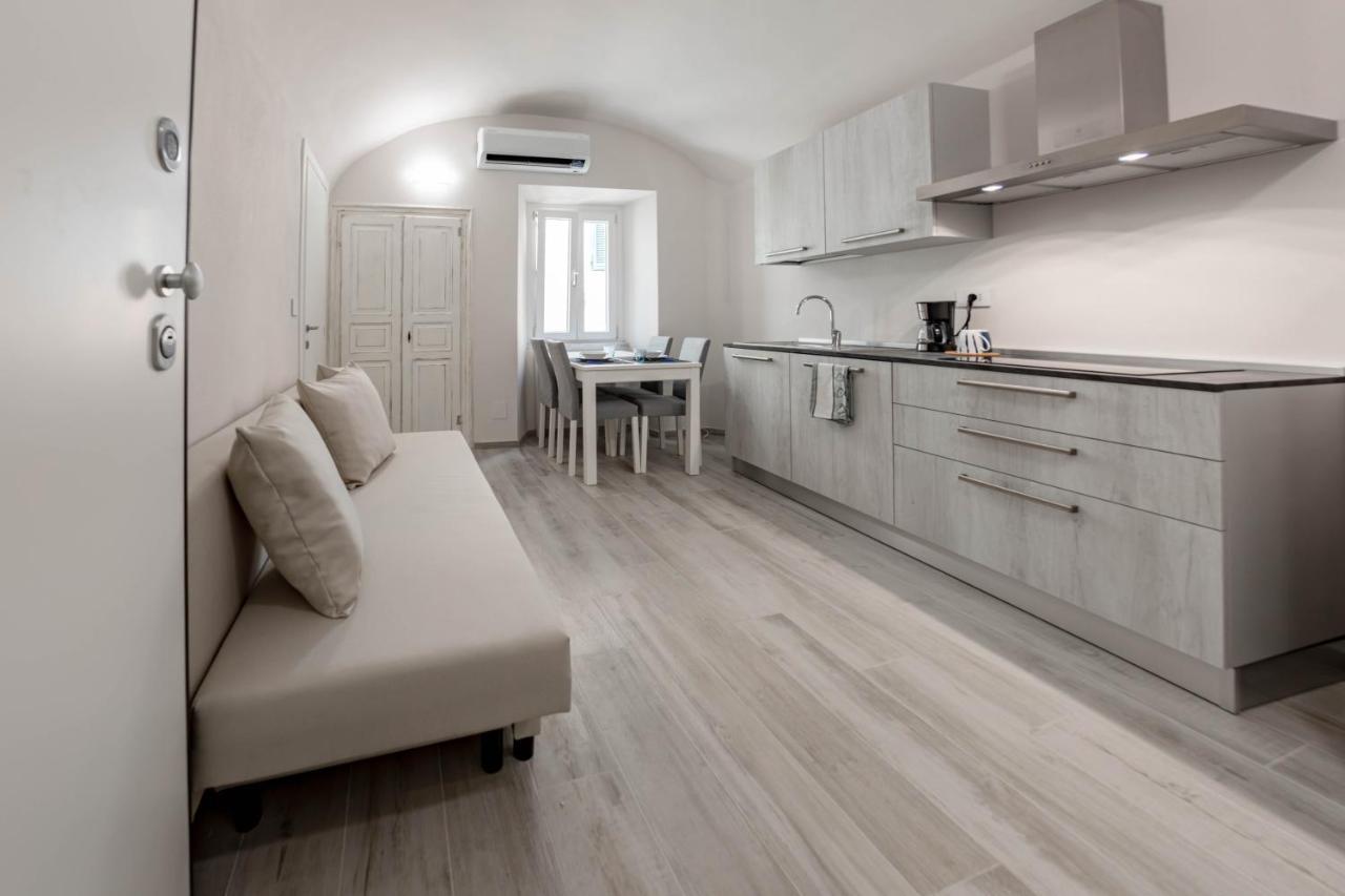 H11 Piccola Perla A Un Passo Dal Mare Apartment Santo Stefano al Mare Ngoại thất bức ảnh